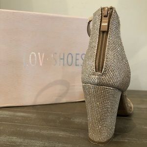 Lov Shoes Sparkly Champagne Heels
